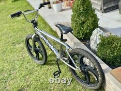 Rooster Big Daddy BMX + Roues Old School Chromées Mags Vélo Freestyle Classique Rooster Big Daddy BMX + Roues Old School Chromées Mags Vélo Freestyle Classique