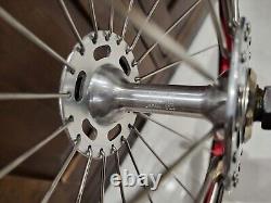 Superbes roues UKAI (Skinnies) 20x1 1/8 - Vieux BMX de l'école