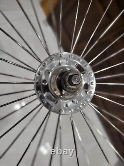 Superbes roues UKAI (Skinnies) 20x1 1/8 - Vieux BMX de l'école