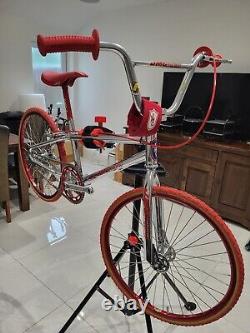 Superbes roues UKAI (Skinnies) 20x1 1/8 - Vieux BMX de l'école