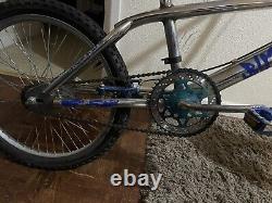 Vélo BMX des années 80 Old School Me'ral One Off Custom. Vintage Non Raleigh Burner