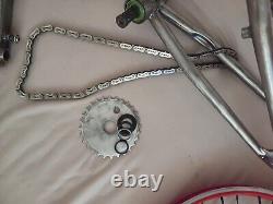 Vélo de BMX de l'ancienne école professionnel démonté et expédiable avec siège Pivotal et pneus Kenda